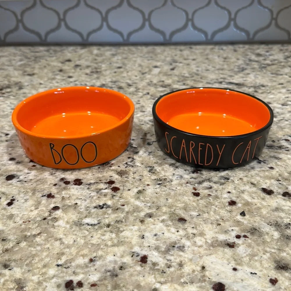 Rae Dunn cat bowls
